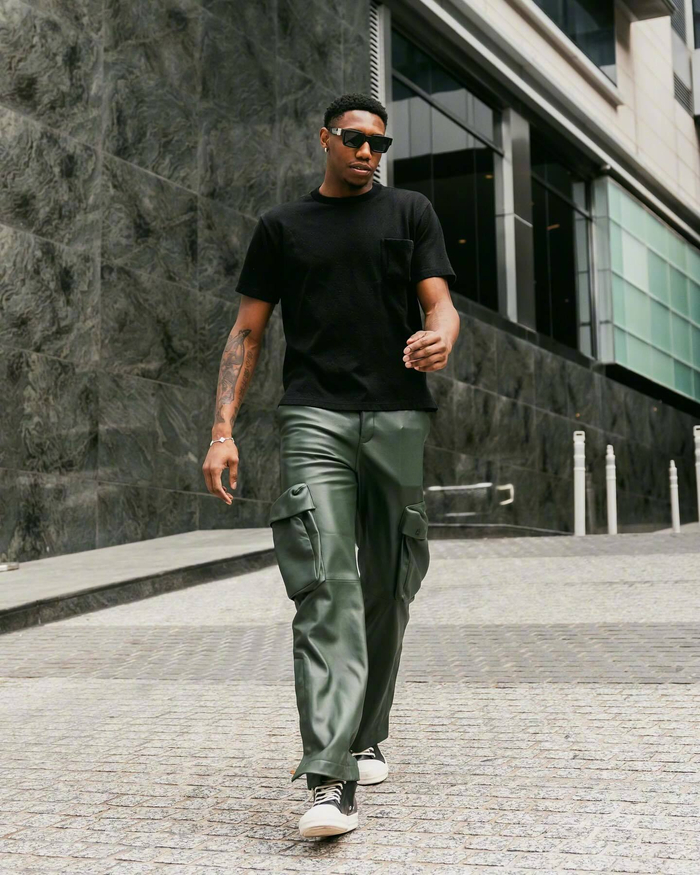 今日nba收官战东部球员入场穿搭look谁是最佳型男