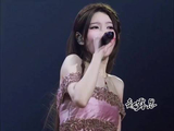 这首歌很符合她的经历啊 唱的超有生命力