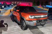 银河战舰700上市限时焕新价16.98万起 吉利首款新能源硬派SUV