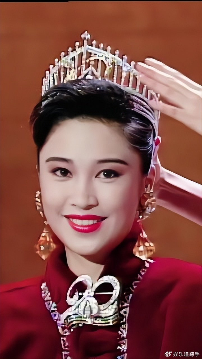 李克勤宠妻三十年,不让她抛头露面,安心过少奶奶的生活