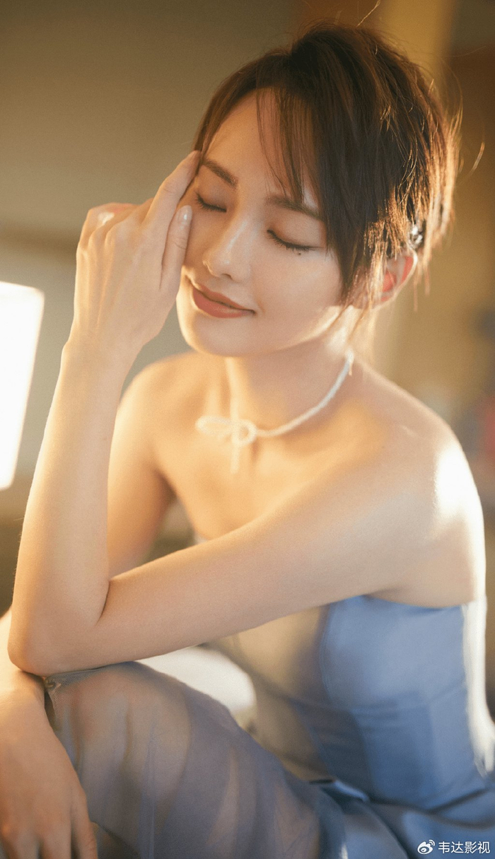 36岁张嘉倪秀出尤物身材,纯净与火辣并存,颜值震撼全网!|张嘉倪|女神|