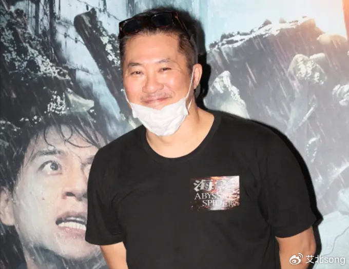 在90年代的tvb,邵仲衡绝对是最火的男演员之一.