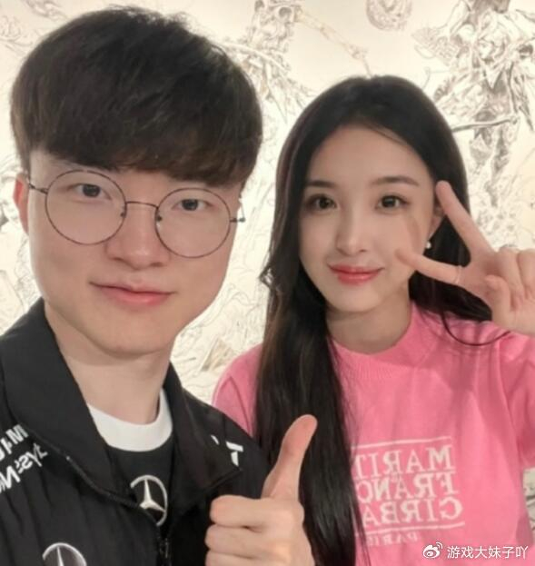 faker女粉丝合集,颜值身材一个比一个夸张,却无法动摇李哥的心|李哥