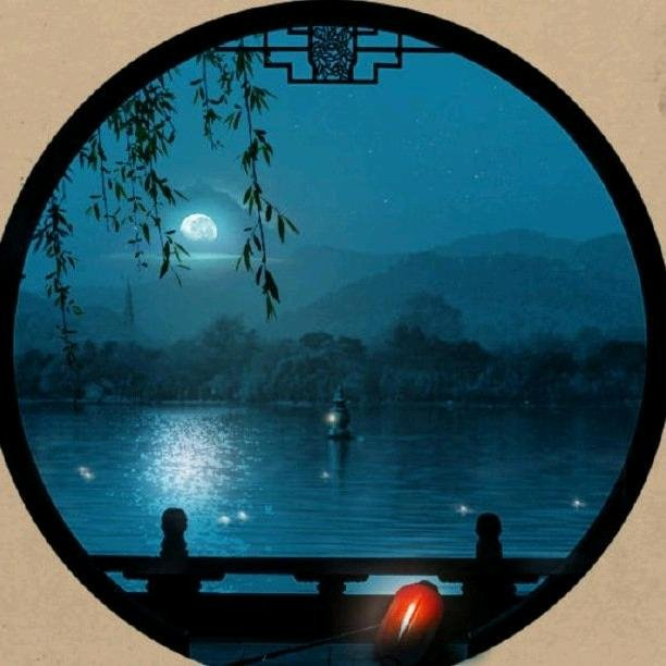 最爱僧房闲坐处,一窗明月半帘风
