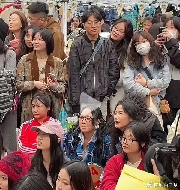 卢昱晓:我松弛我的,你审判你的|郭敬明|卢昱|云之羽_新浪新闻