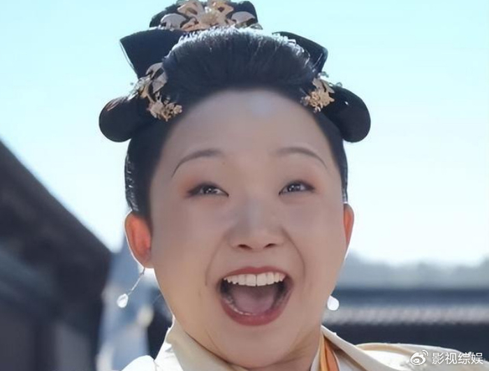 很遗憾赵丽颖林更新的颜值优势在与凤行里被辣目洋子抵消