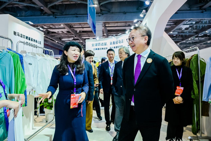 河南省工业和信息化厅副厅长常继红,驻马店市副市长宋庆林,上蔡县委