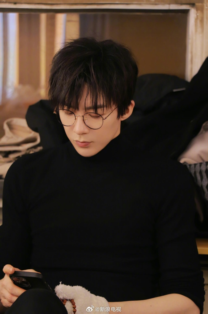 既是演员又是歌手拥有双重身份的摩登兄弟刘宇宁加盟真的期待住了