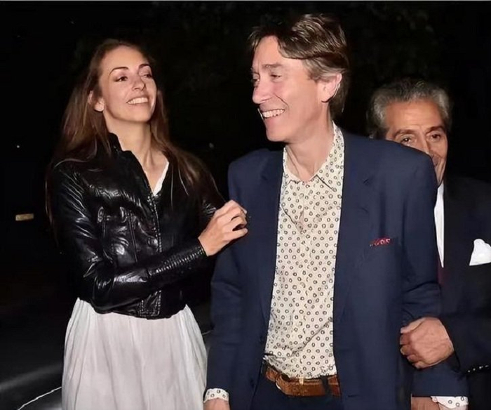 大家都盯着威廉王子的绯闻情人我却关心绯闻情人家中的天价古董