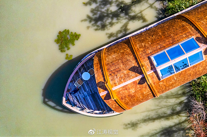 睡进湖北的特色船坞酒店,躺在床上就能赏星观月……