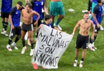 正式立案！FIFA调查阿根廷马岛横幅，英国要求禁止涉事球员出战决赛