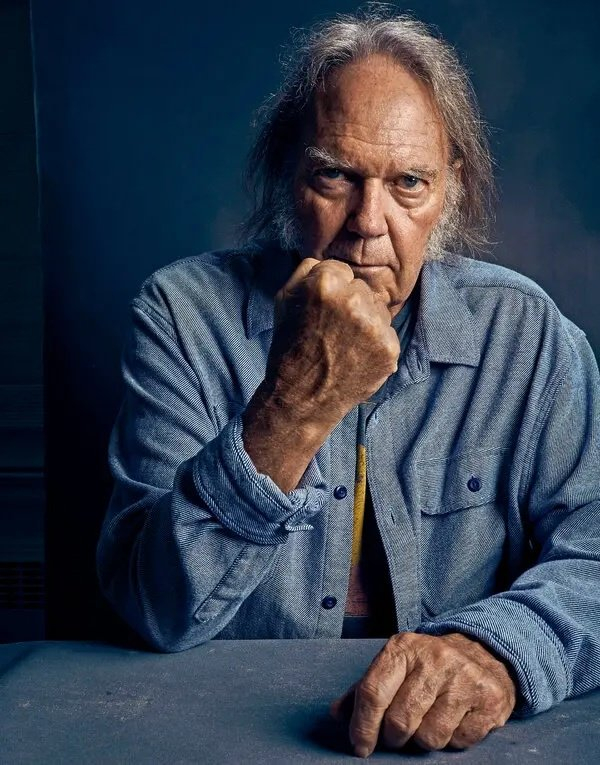 今天是摇滚老将neilyoung的78岁生日