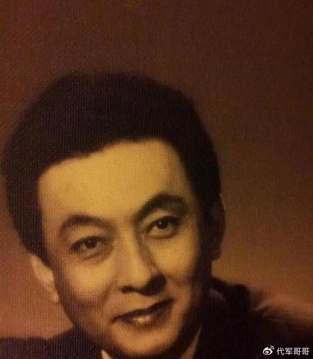 著名演员张谦:娶二婚妻子恩爱22年,66岁病逝,妻子对他心怀愧疚|李萍