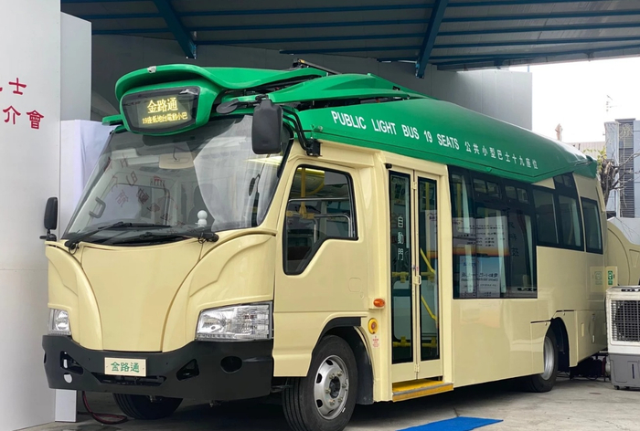 香港新型小巴被市民成为箭猪