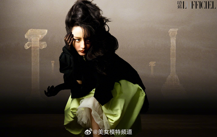 迪丽热巴魅力封面写真