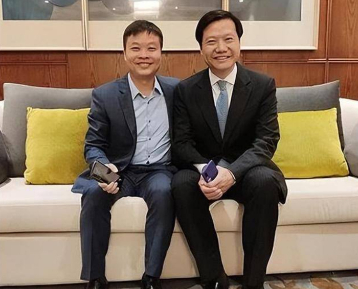 腹背受敌的何小鹏会选择退圈么|小鹏汽车|何小鹏|雷军_新浪新闻