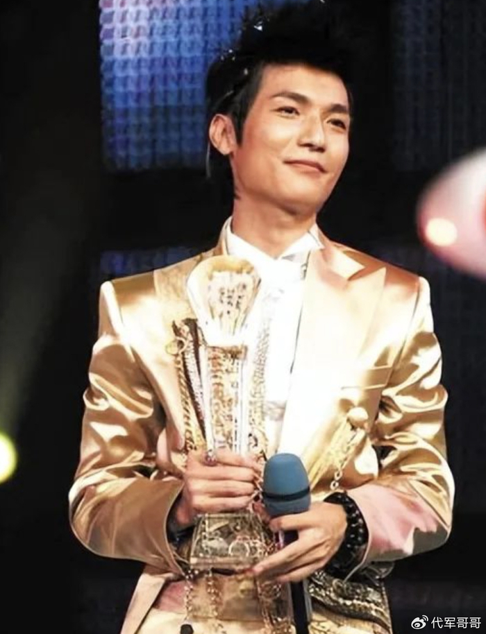 刘云|陈楚生|吉他_新浪新闻