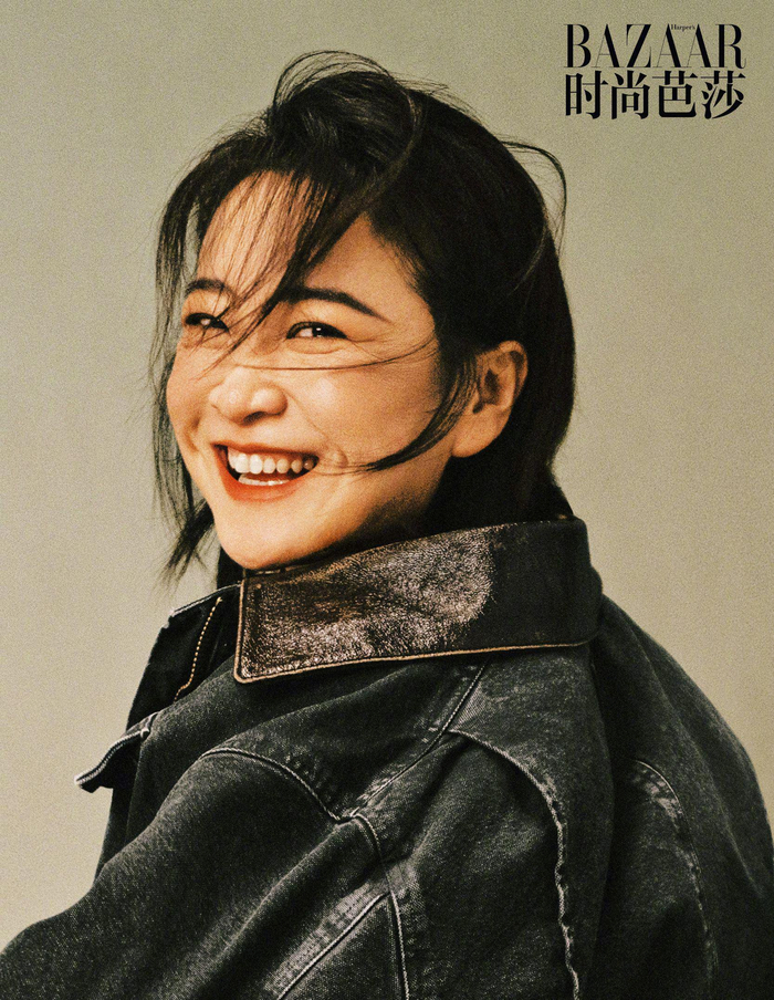 贾玲时尚芭莎三月刊摄影师钟灵