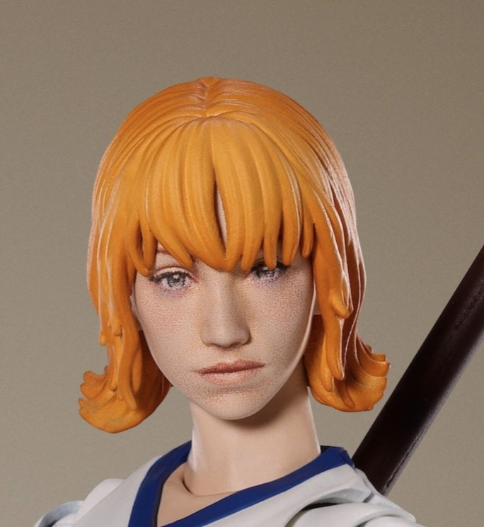 官方推出的真人版娜美手办这