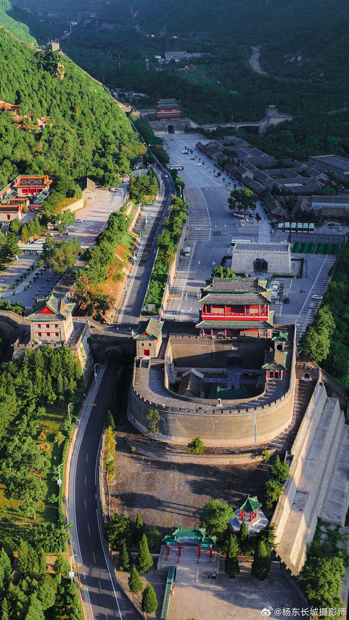 北京昌平居庸关长城晨光