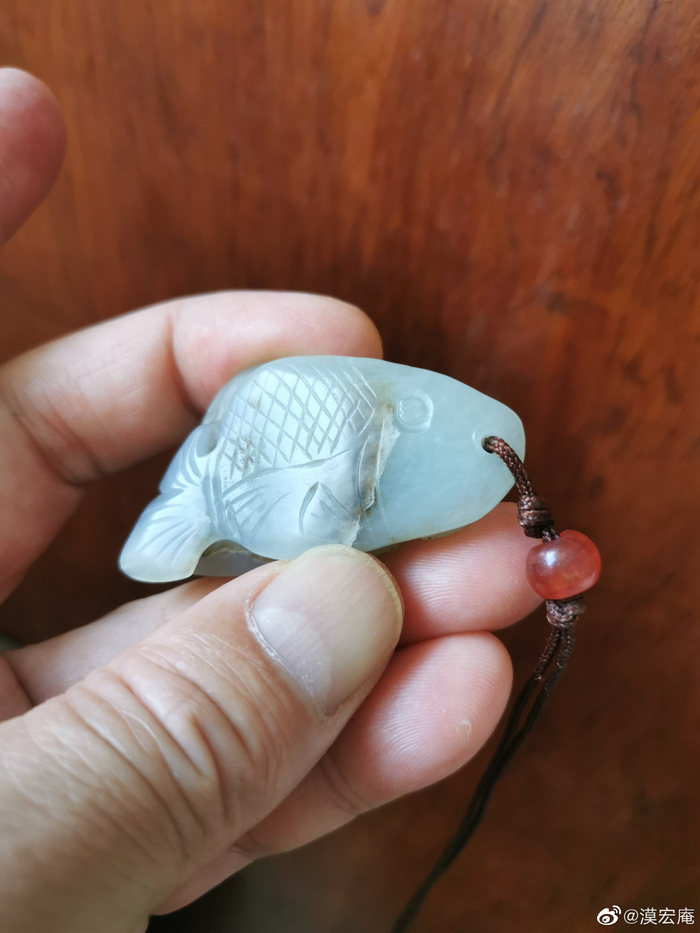 明代新疆和田玉鱼吊件