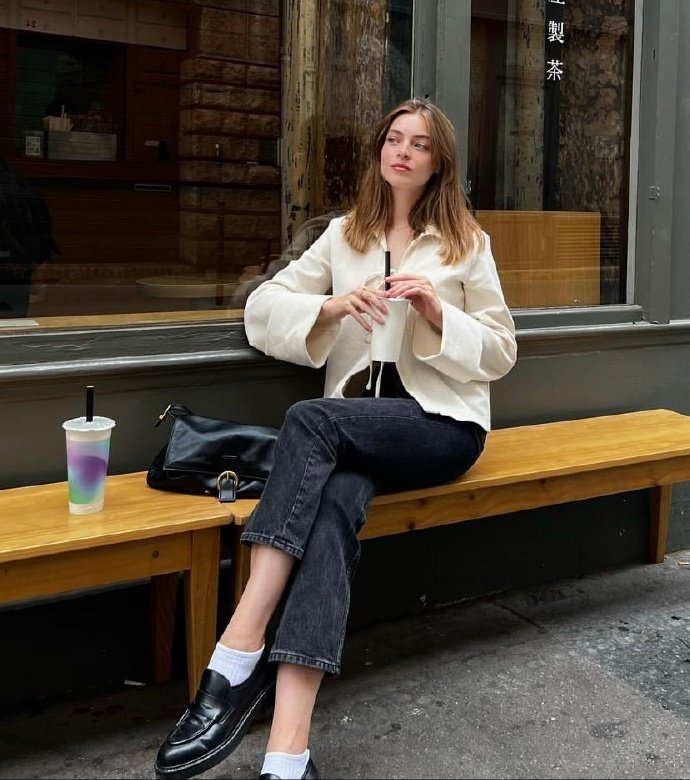 法国时尚博主camille自然松弛日常简约穿搭