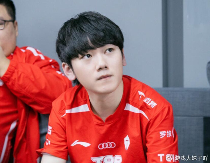 官方太不专业,rookie获得最佳提名,照片却用了jkl的头像