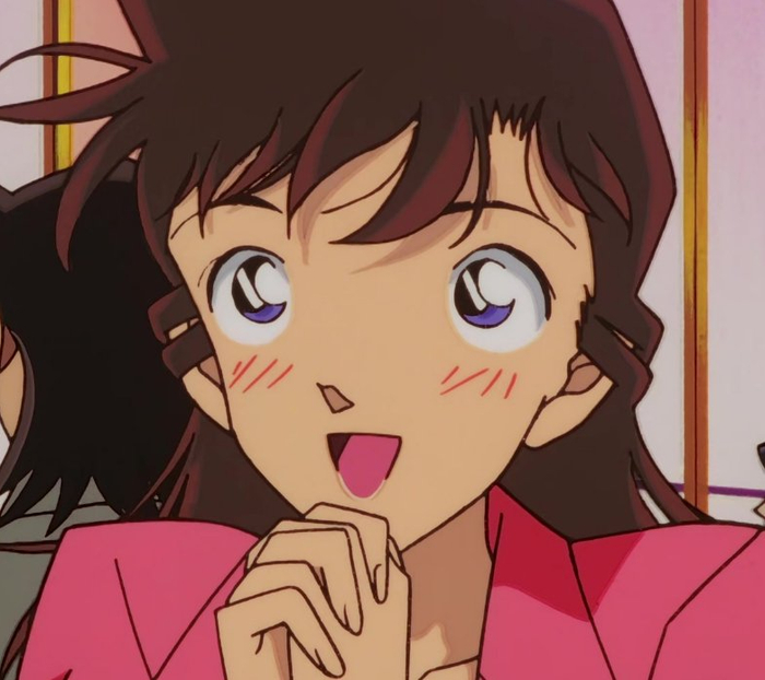 早期剧场版里的小兰姐姐这时候的画风真好看