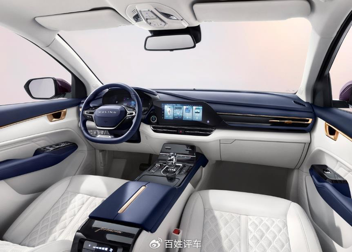 对于一台6座家用车来说,综合动力表现还是相当不错的.五菱凯捷作为