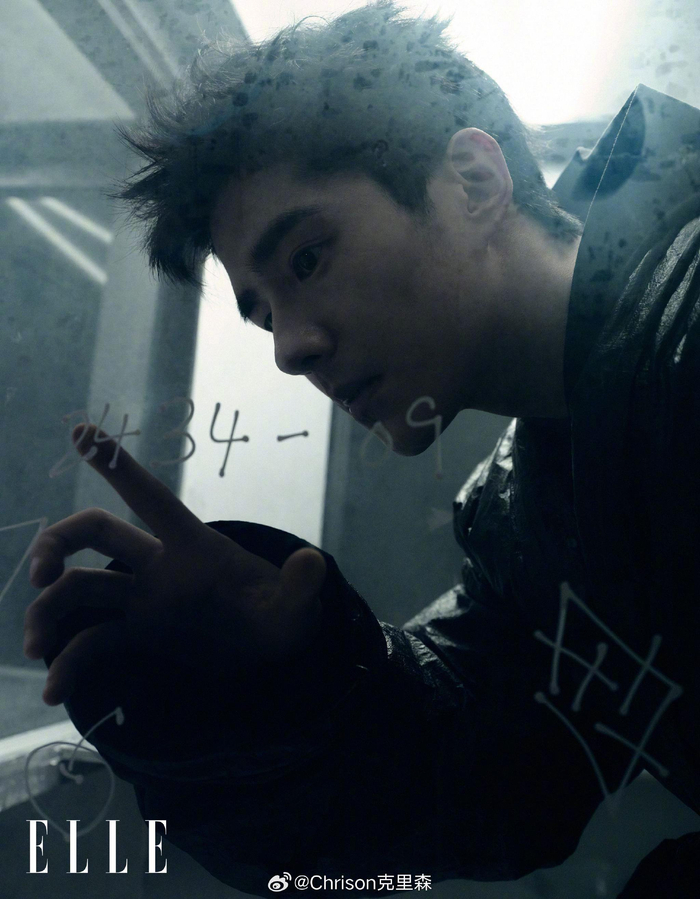 刘昊然xelle┊身穿balenciaga和loropiana登上五月刊双封面
