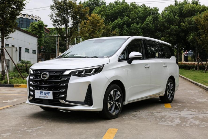 舒适且实用满足家用刚需试驾传祺m6pro