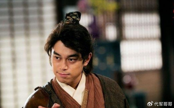 演员刘冠麟:出道18年不温不火,因撞脸“吉吉国王”走红