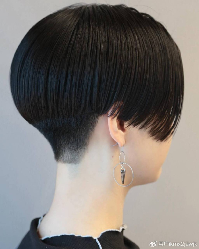 今日流行新风尚:后脖起发脚的女士短发|短发|发型|女士_新浪新闻