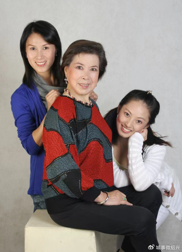 新浪网绍兴名人会客厅之绍剧演员叶婧:热爱是坚持的不竭动力|筱艳秋