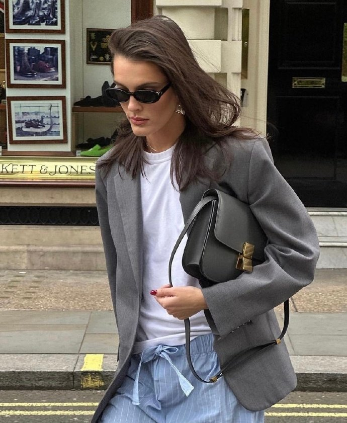 英国时尚博主造型师ig早秋穿搭日常