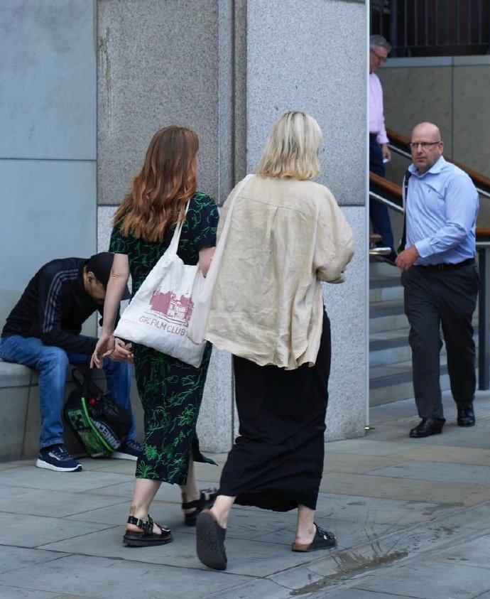 欧美街头路人穿搭