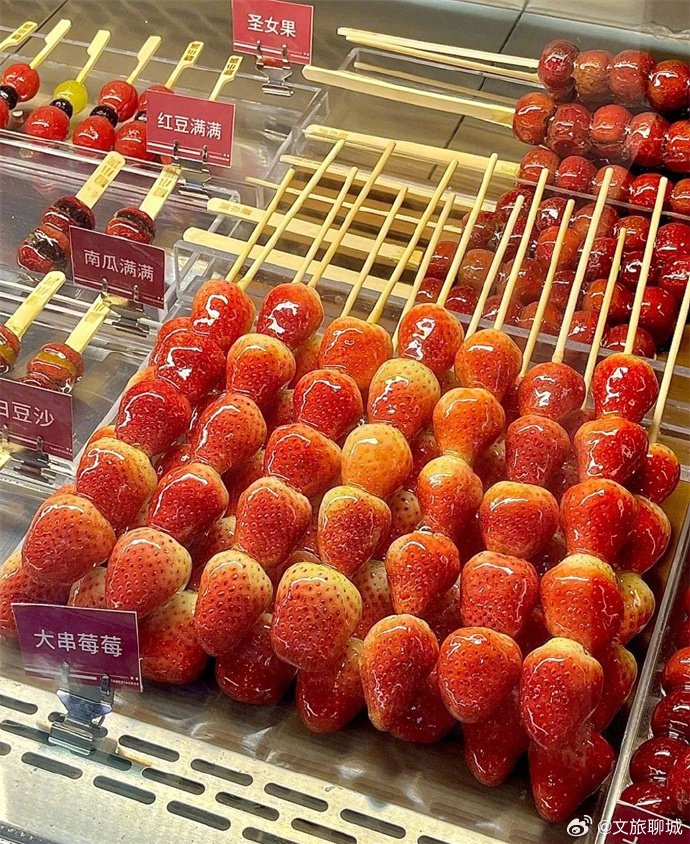 糖葫芦烤红薯火锅地锅和羊汤聊城人的冬季御寒套餐