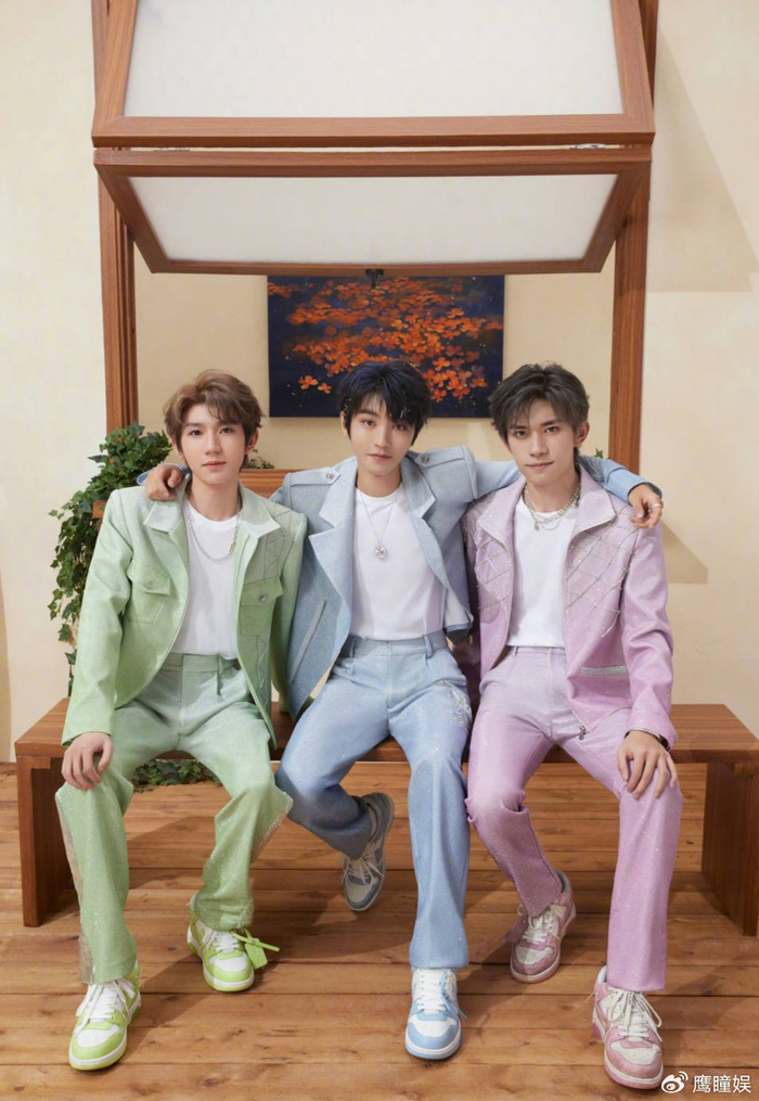 最后,儒爷想问下大家,你们觉得tfboys会解散吗?你们期待他们的合体吗?