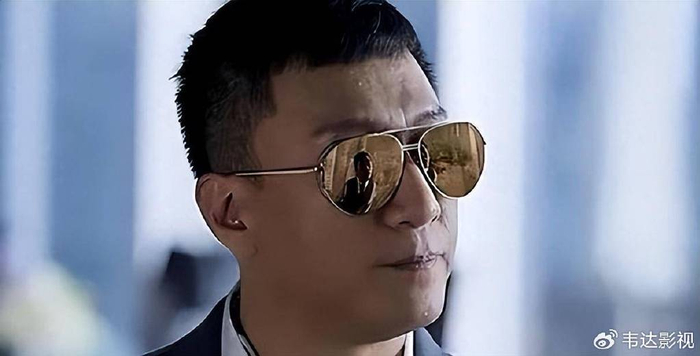 孙红雷:凭借努力考入中戏,曾经被《人民日报》夸奖为爱国演员|丁嘉丽