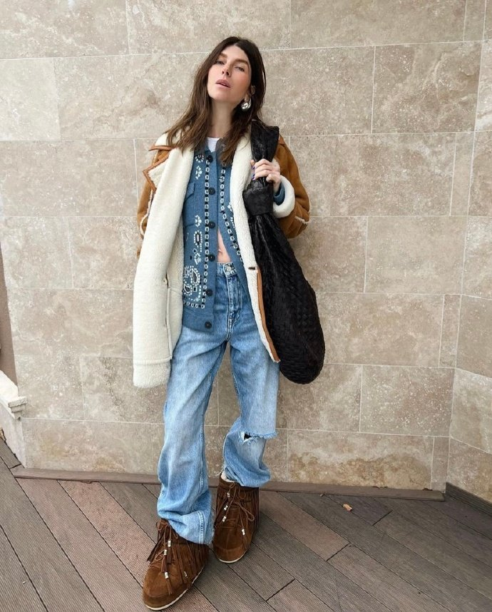 欧美时尚博主品牌主理人随意松弛感穿搭