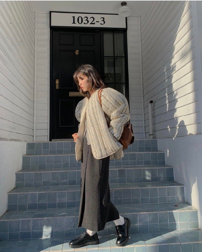 ins时尚博主的日常穿搭look更新干净的气质和穿搭