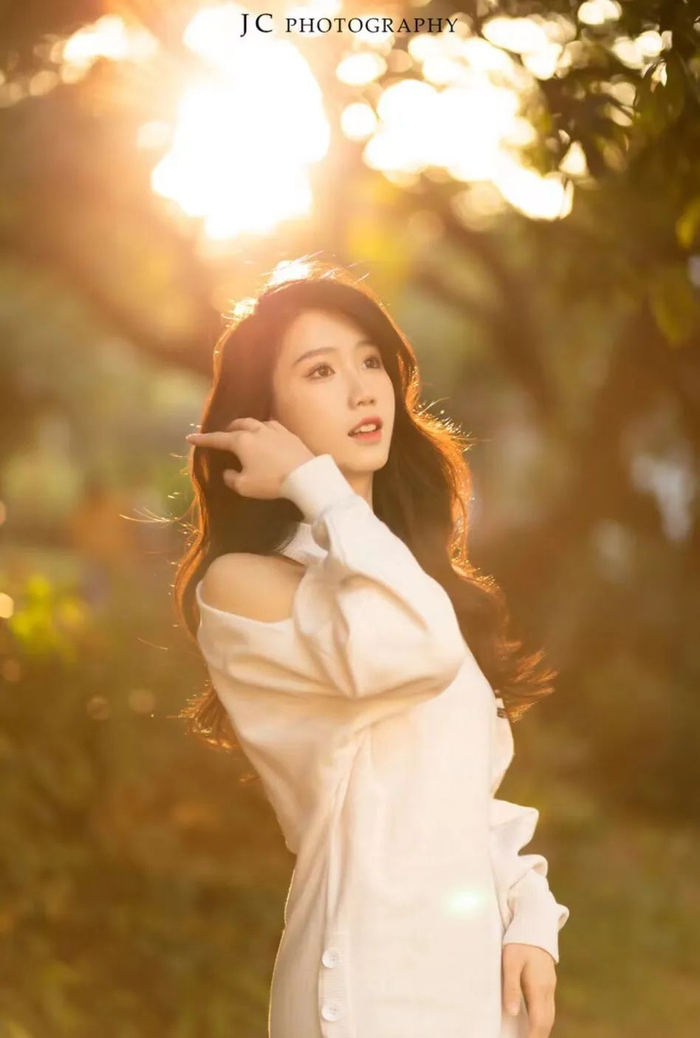 人像摆姿不设限7个日常又好看的半身照姿势新手小白也适用