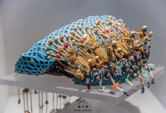 中国古代女性冠饰