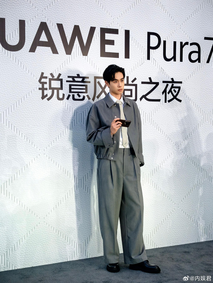 这组照片对我的眼睛很友好,胡一天和高伟光堪称内娱贵公子,优雅贵气