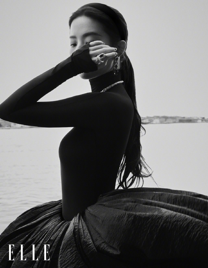 刘亦菲elle金九刊完整大片释出