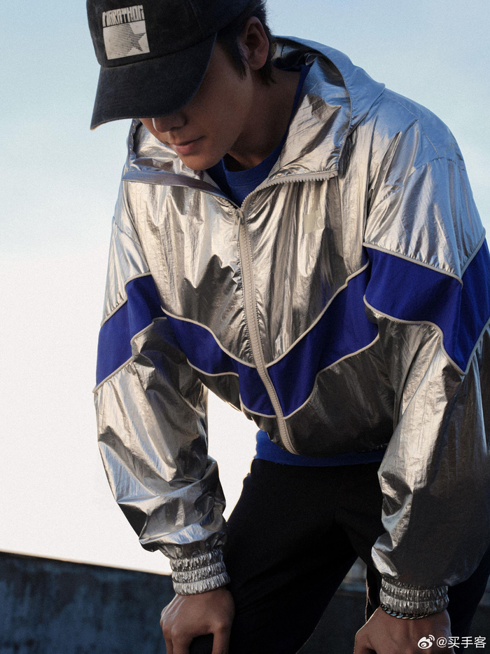 人陈伟霆与sunmi宣美演绎marathon系列形象大片,推出全新标志性运动鞋