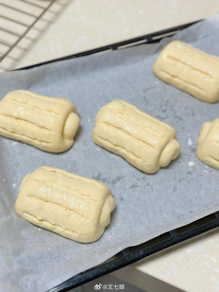 烘焙日常牛奶哈斯柠檬乳酪面包欧包