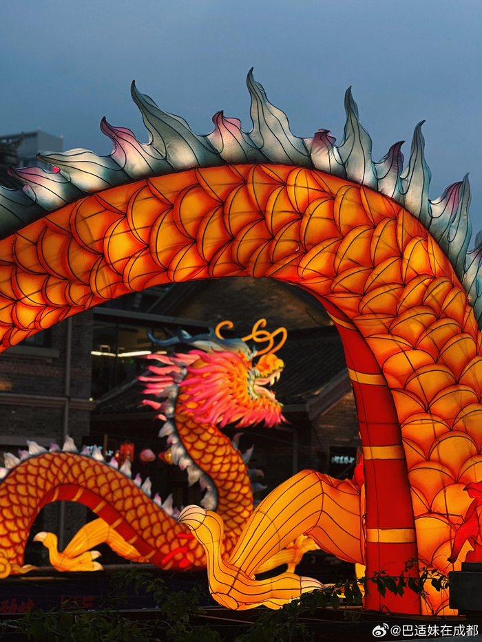 成都最漂亮的龙!