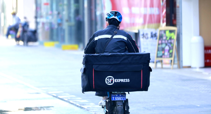 快递新规下,最先顶不住的快递巨头呼之欲出|快递员|快递|快件_新浪
