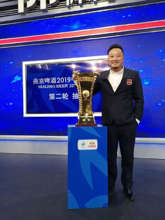 从男足世青赛到女足世少赛,王洪亮的足球突围之路